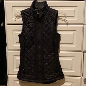 Athleta tapered quilted vest- gently worn